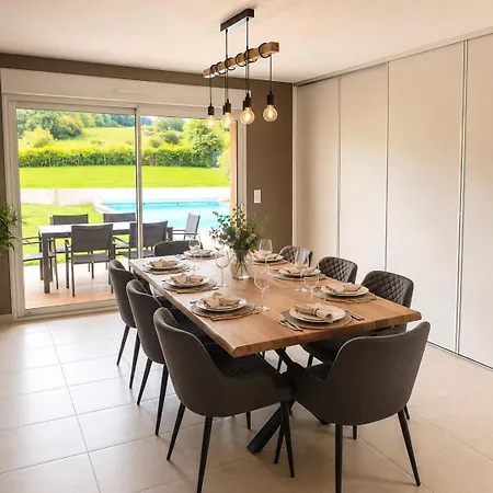 Grande Familiale Avec Piscine Et Sauna * Siest