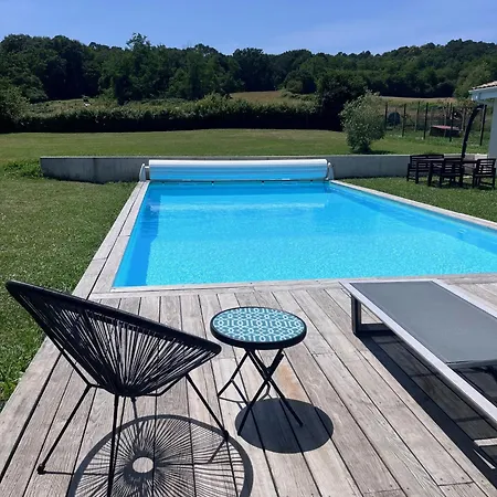 Grande Familiale Avec Piscine Et Sauna 빌라 Siest